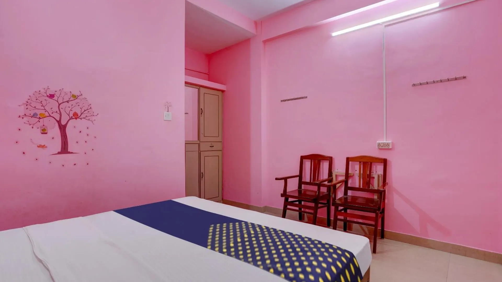 The New View Hotel Inn Thiruvananthapuram